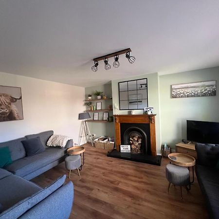 Whitepark Cottage - Your Home Away From Home บัลลีคาสเซิล ภายนอก รูปภาพ
