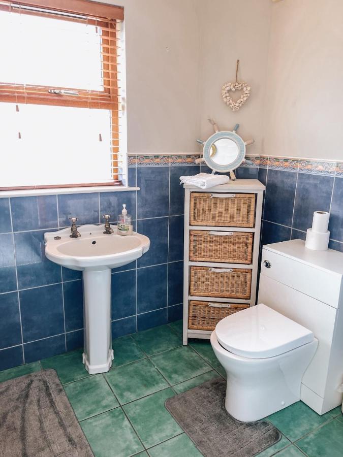 Whitepark Cottage - Your Home Away From Home บัลลีคาสเซิล ภายนอก รูปภาพ